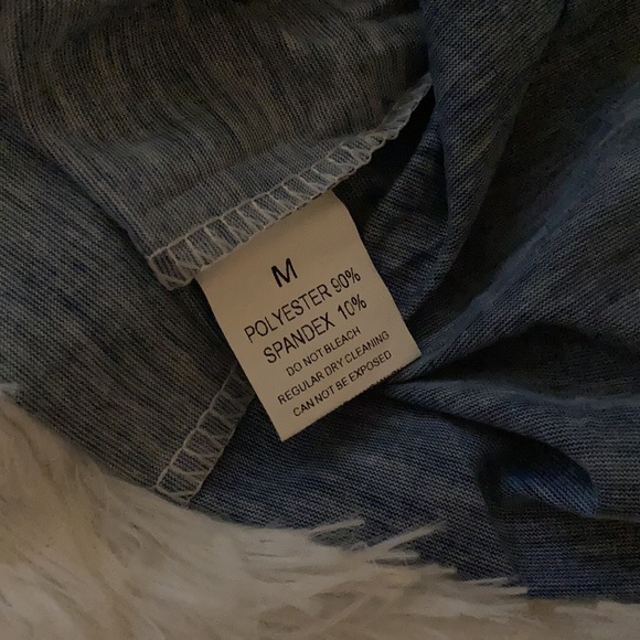 White and Blue Floral Tee (NWOT) - Picture 4 of 4